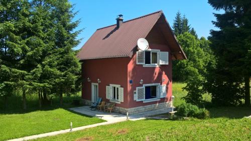 Stara Susica House | Holiday Home Dželalija