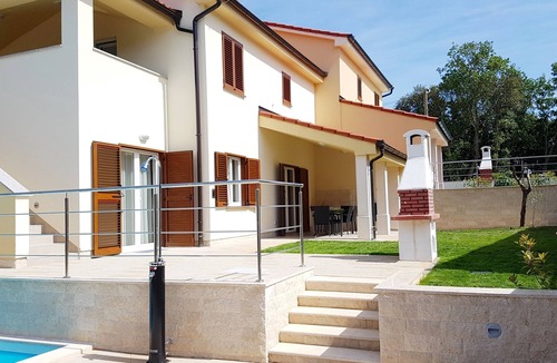 Banjole House | Holiday home for 10 guests with 200m² in Banjole (65275)