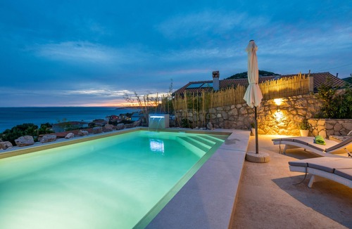 Miholascica House | Holiday home for 8 guests with 130m² in Miholaš?ica (71234)