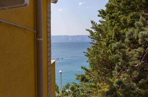 Novi Vinodolski House | Holiday home with the pool