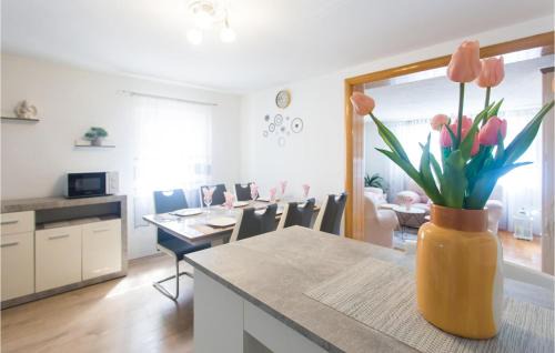 Blato na Cetini House | Holiday Home In Blato Na Cetini