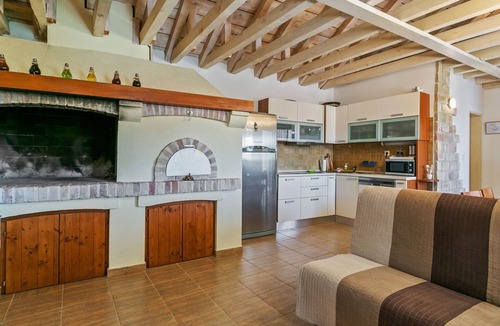 Marina House | Holiday Home in Marina near Beaches