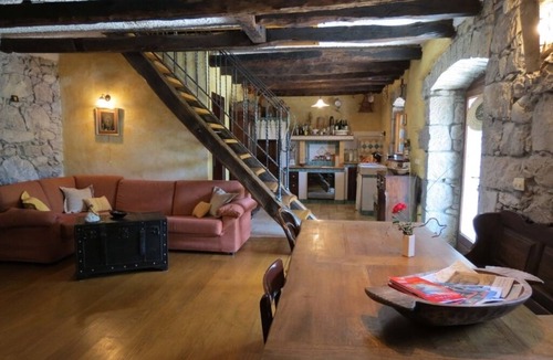 Rim House | Holiday Home in Roč with Terrace, Air condition, WIFI, Washing machine (3458-1)