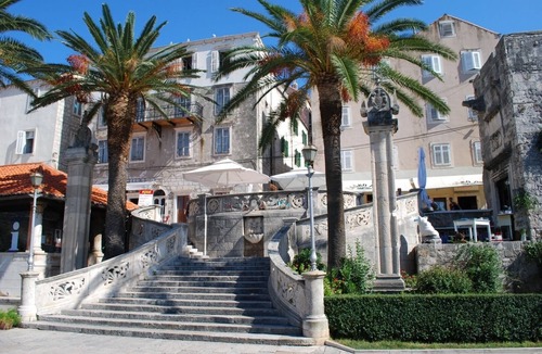 Vela Luka House | Holiday Home in Tri Porte (Potirna) with Seaview, Terrace, Air condition, WIFI (166-1)
