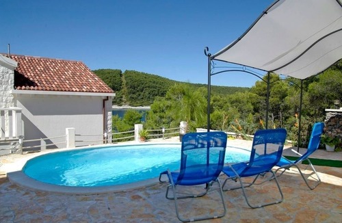 Vela Luka House | Holiday Home in Tri Porte (Potirna) with Seaview, Terrace, Air condition, WIFI (39-1)