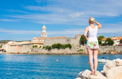 Vrbnik House | Holiday Home in Vrbnik with Seaview, Terrace, Air condition, WIFI (3672-1)