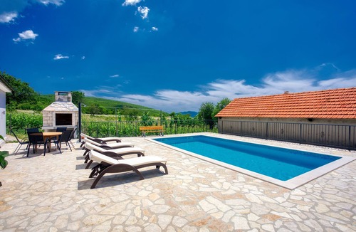 Central Dalmatia House | Holiday home Karmen with private pool for 6 people