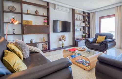 Tulisevica House | Holiday Home La Mer by Interhome