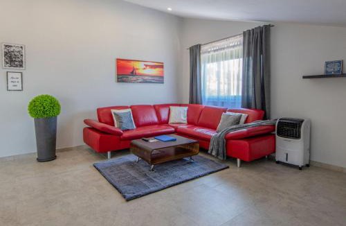 Tulisevica House | Holiday Home La Mer by Interhome