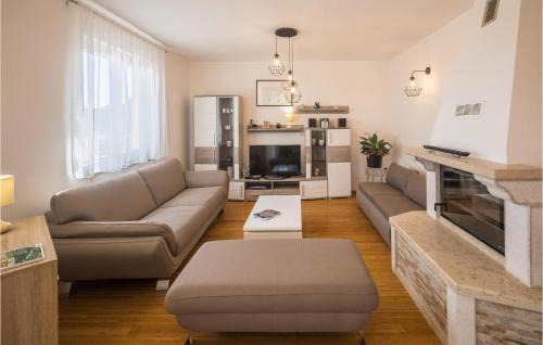 Loborika House | Holiday Home Loborika