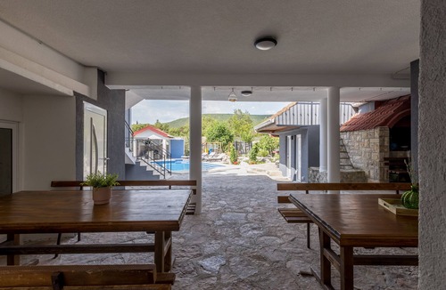 Nova Sela Villa | Holiday Home Luka