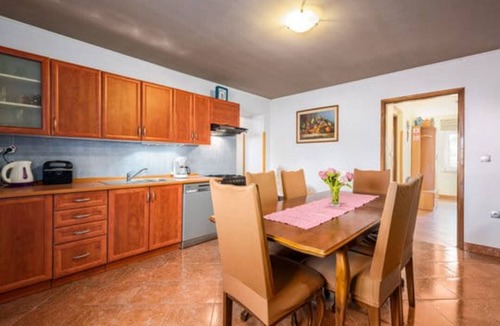 Gajana House | Holiday Home Luna - Holiday Home