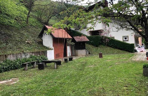 Samobor House | Holiday Home Lupita 1 - Two Bedroom Holiday Home with Terrace and jacuzzi
