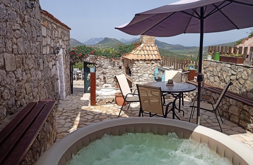 Peljesac peninsula House | Holiday Home Mario - One-Bedroom Holiday Home