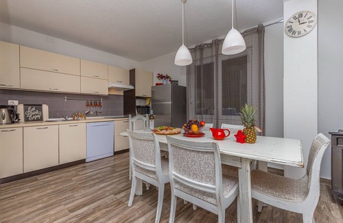 Grizane House | Holiday home Pavlina, (16408), Grižane, hr