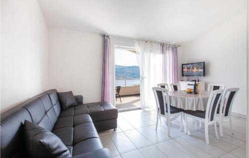 Poljica House | Holiday Home Poljica With Sea View 333