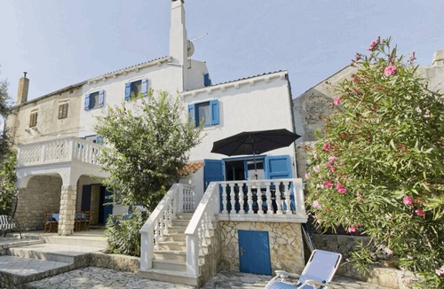Nerezine House | Holiday Home Sea View Garden Terrace 5 Guests Dog Friendly Losinj