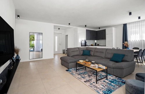 Nedescina Villa | Holiday Home Vallis Pool&Jaccuzi, Labin, Croatia