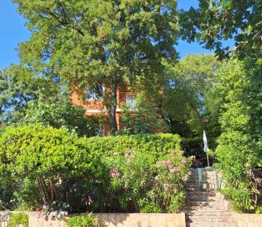 Jadranovo House | Holiday Home Villa "Paradise Farm"
