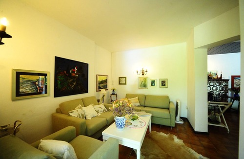 Slime House | Holiday Home Villa Terna