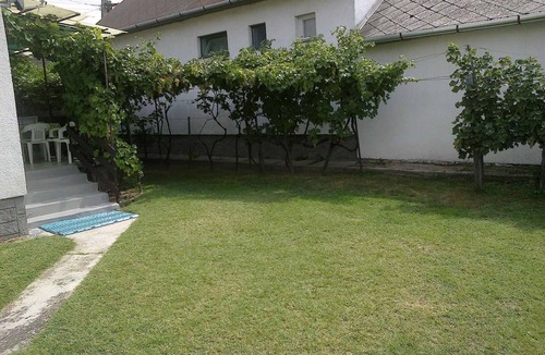 Balatonfenyves House | Holiday home with terrace