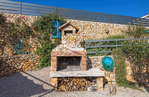 Garica House | Holiday home with swimming pool