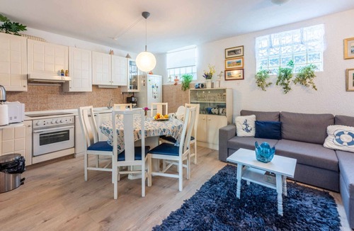 Crikvenica House | Holiday home with washing machine and dishwasher