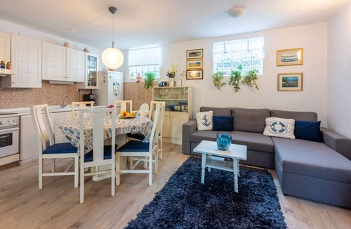 Crikvenica House | Holiday home with washing machine and dishwasher
