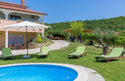 Pagubice House | Holiday House Brajdice, private pool, garden