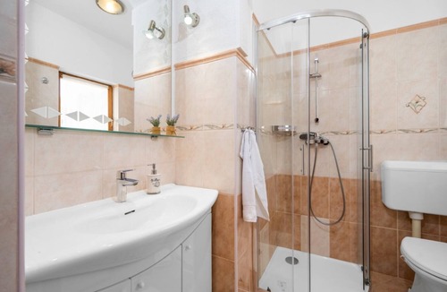 Boljevici House | Holiday house Bruna - rustic stone house : - Krsan, Istria, Croatia