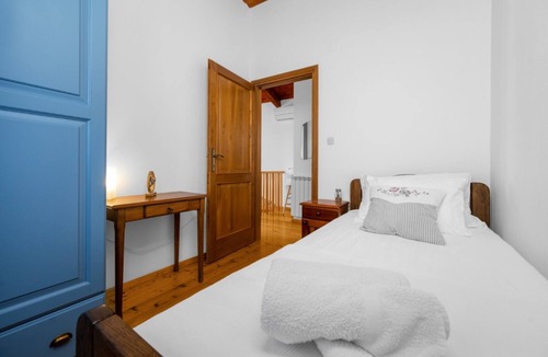 Boljevici House | Holiday house Bruna - rustic stone house : - Krsan, Istria, Croatia