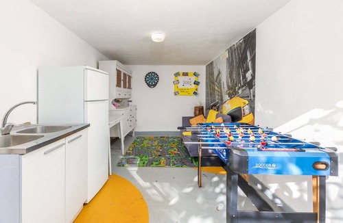 Gajana Villa | Holiday house Dioniza - charming villa with pool, sauna, jacuzzi, darts and foosbal, only few min drive from the sea
