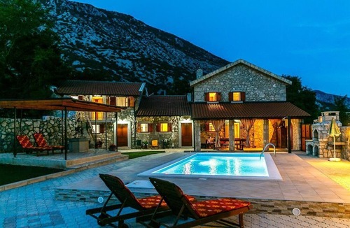 Drivenik House | Holiday house Drivenik for 2 - 8 persons with 4 bedrooms - Holiday home