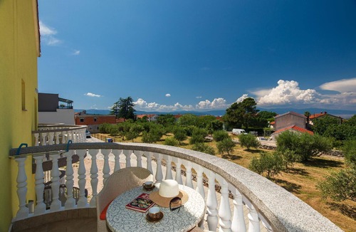 Milcetici House | Holiday house for 2 persons approx. 15 qm in Milčetići, Kvarner Bay (Krk)