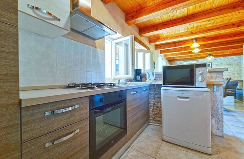 Kavran House | Holiday house for 6 persons approx. 80 qm in Kavran, Istria (South coast of Istria)