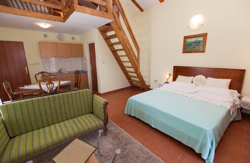 Grizane House | Holiday house for 8 persons approx. 130 qm in Grižane, Kvarner Bay (Crikvenica and the surrounding area)