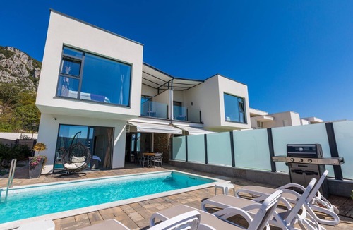 Grizane House | Holiday house for 8 persons approx. 140 qm in Grižane, Kvarner Bay (Crikvenica and the surrounding area)