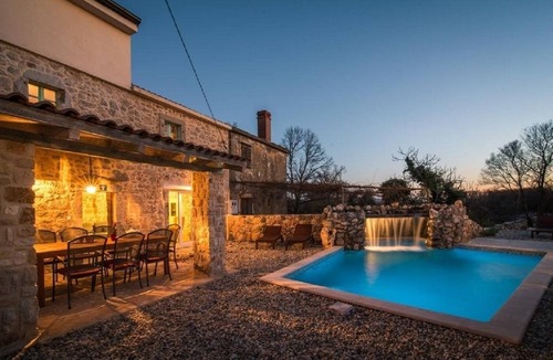Garica House | Holiday house Frank - with pool; - Vrbnik, Island Krk, Croatia