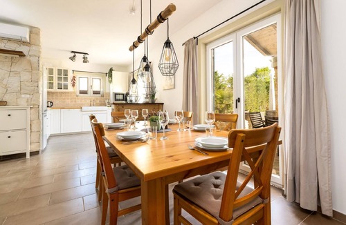 Garica House | Holiday house Garica for 1 - 6 persons with 3 bedrooms - Holiday house