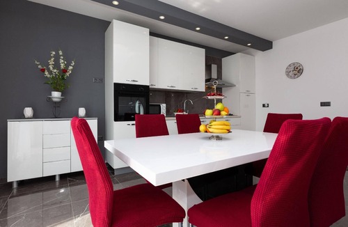 Garica House | Holiday house Garica for 1 - 6 persons with 3 bedrooms - Holiday home