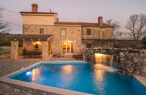 Garica House | Holiday house Garica for 1 - 10 persons with 4 bedrooms - Holiday home