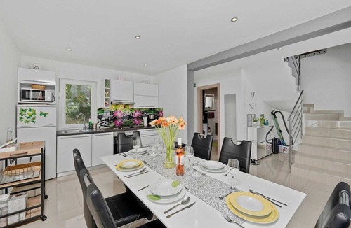 Skrbcici Villa | Holiday house Green with Pool