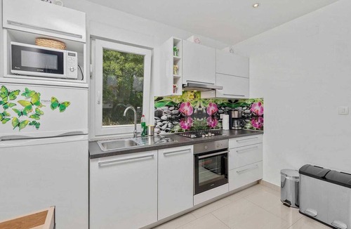 Skrbcici Villa | Holiday house Green with Pool
