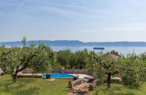 Drenje Apartment | Holiday House Istria with Private pool and Sea View