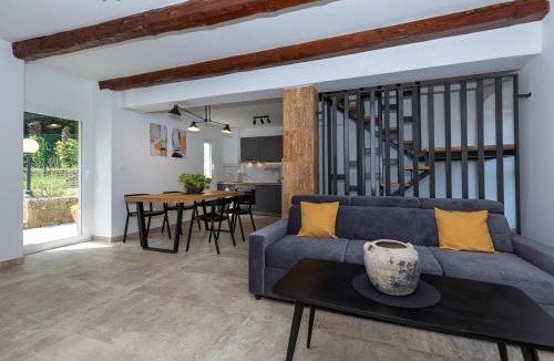 Drenje Apartment | Holiday House Istria with Private pool and Sea View
