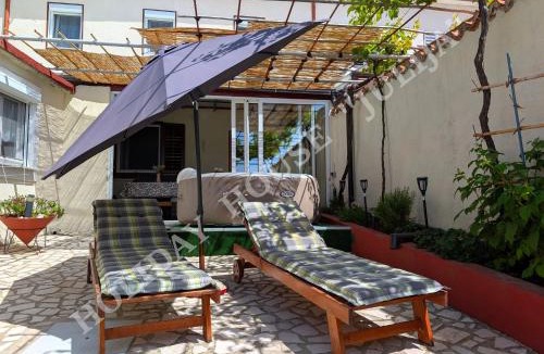 Bribir Apartment | Holiday House Julija