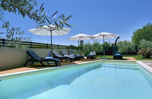 Krnica House | Holiday house Krnica for 6 - 8 persons with 3 bedrooms - Holiday house