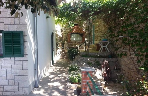 Celina House | Holiday house Lokva Rogoznica for 1 - 6 persons with 3 bedrooms - Holiday house