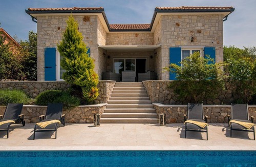 Marsici House | Holiday house Malinska for 1 - 12 persons - Holiday home