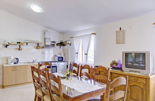 Benkovac Villa | Holiday house Maslina * 2000 m2 garden, private pool, free WiFi